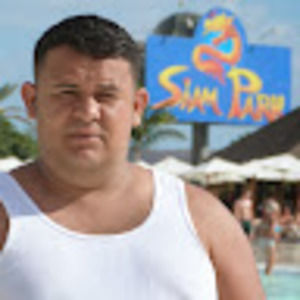 Meet your Posher, Carlos